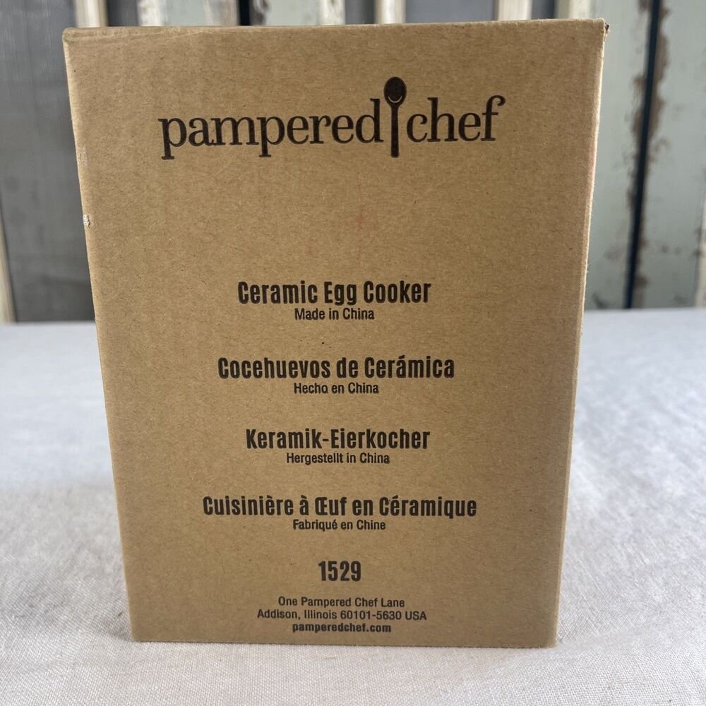 NIOB Pampered Chef Ceramic Egg Cooker #1529 White W/Grey Band W/Manual - Picture 3 of 8